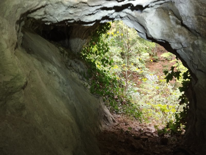 Antheuil - grotte oubliée supérieure - entrée cavité vue de l intérieur photo, Aurélien Bloch.jpg
Vue de l'intérieur
Fichier manquant